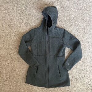The North Face Women’s Charcoal/Graphite Hooded Quilted Jacket Size S/P